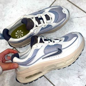 Never worn, made with real leather, Nike air max